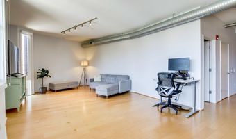 3800 LANGSTON Blvd 202, Arlington, VA 22207