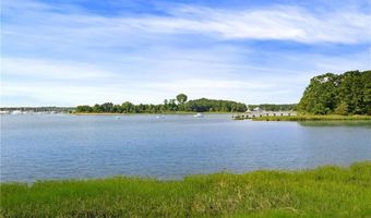 267 Fishing Cove Rd, North Kingstown, RI 02852