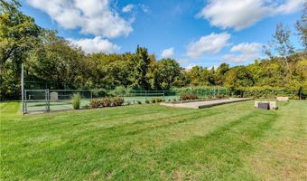 40 Web Ave 18, North Kingstown, RI 02852