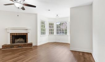 2420 E Alberson Dr, Albany, GA 31721