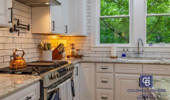 1037 Rumsey Ave, Cody, WY 82414