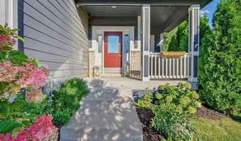 1734 S 11th St, Adel, IA 50003