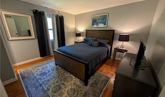 1494 Hilton Dr, Akron, OH 44313