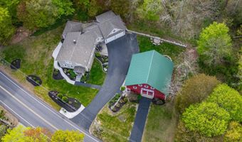 71 Brook Rd, Falmouth, ME 04105
