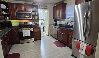 1504 S Tyler Ave, Aurora, MO 65605