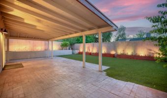 2366 E SHEA Blvd, Phoenix, AZ 85028