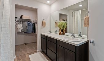 62 S AIRLIFT St, Airway Heights, WA 99001