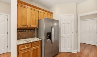 1731 Hollister Dr, Alcoa, TN 37701