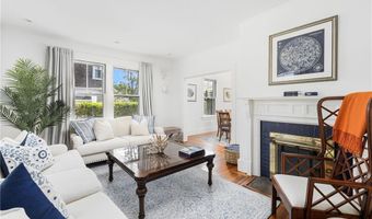 5 Mt. Vernon St, Newport, RI 02840