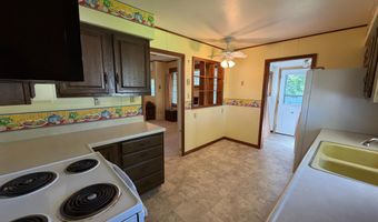 303 S Clark St, Bassett, NE 68714
