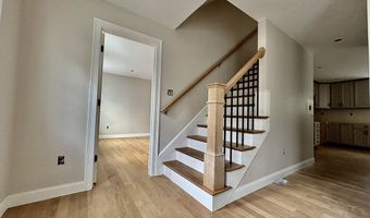 11 Beverly Rd, Billerica, MA 01821