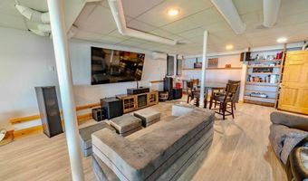 19 Glenview Ln, Belfast, ME 04915