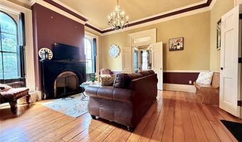 617 State St, Alton, IL 62002