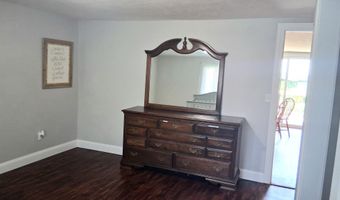 129 W Cline St, Aurora, MO 65605