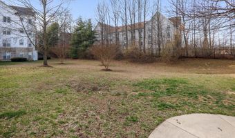 15610 EVERGLADE Ln E202, Bowie, MD 20716