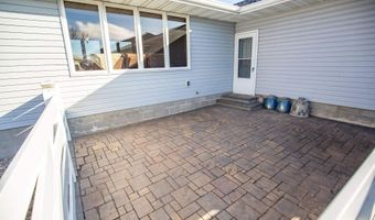 122 Parkside Dr, Algona, IA 50511