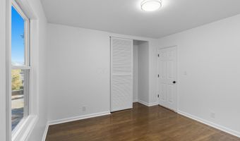 12 Mcguffey Ln, Athens, OH 45701