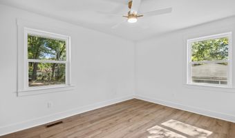 2002 Lynnwood Dr, Benton, AR 72015
