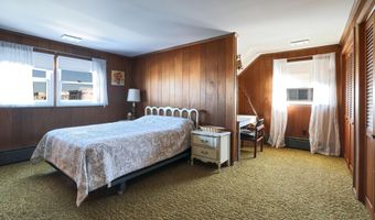 409 3rd St, Beach Haven, NJ 08008