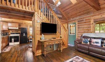 3330 Shamrock Ln, Birdseye, IN 47513
