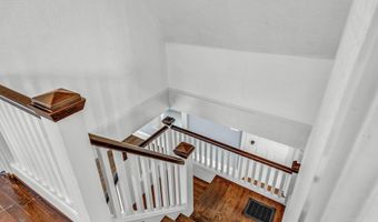 22 Parker St, Bangor, ME 04401