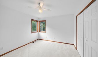 4055 Pontiac Trl, Ann Arbor, MI 48105