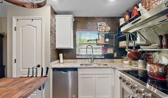 12952 DEL LAGO Dr, Astatula, FL 34705