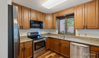 204 Woodfield Dr, Asheville, NC 28803