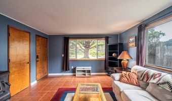 1145 NEWPORT Ave, Bandon, OR 97411