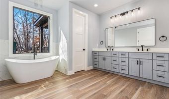 22 Vinita Cir, Monkey Island, OK 74331