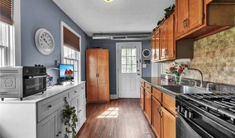 1371 Exchange St, Alden, NY 14004