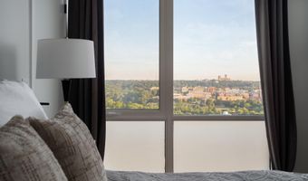 1781 N PIERCE St 1702, Arlington, VA 22209
