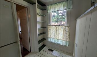 602 Avenue 2 NE, Atkins, AR 72823