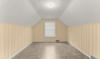 10045 Ruth Ave, Allen Park, MI 48101