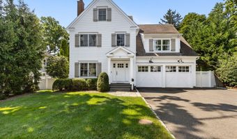 71 West Ave, Darien, CT 06820