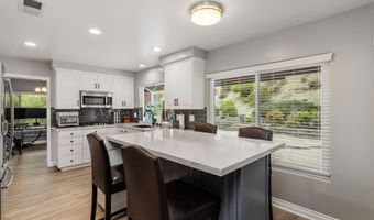 1902 Suncrest Ave, Oceanside, CA 92056