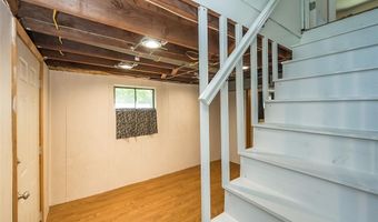2390 Glenn Dr, Arnold, MO 63010