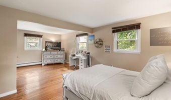 817 Limecrest Rd, Andover, NJ 07860