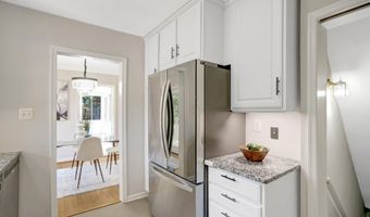 7107 COVENTRY Rd, Alexandria, VA 22306