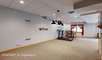 1724 Middle Point Dr, Alger, MI 48610