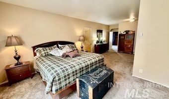 407 1st St, Asotin, WA 99402