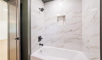 723 8th St, Bentonville, AR 72712