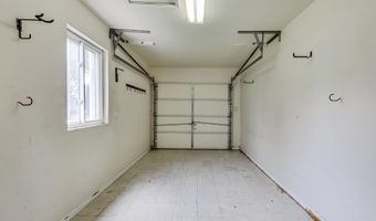 8617 LYNBROOK Dr, Bethesda, MD 20814