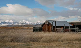 297 Big Timber Loop Rd, Big Timber, MT 59011