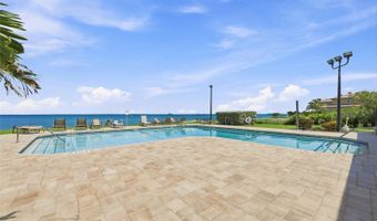 6111 LAGOMAR Ln, Apollo Beach, FL 33572