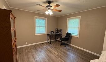 1765 Punch Ln, Batesville, AR 72501