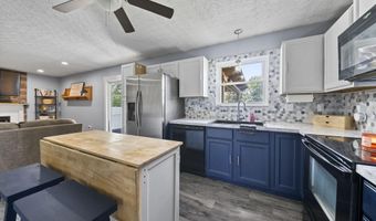 44 Ashton Dr, Ashville, OH 43103