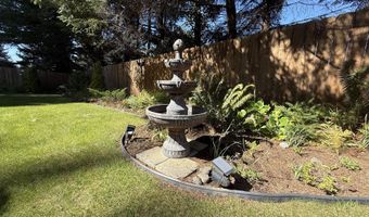 1099 PARKVIEW Dr, Brookings, OR 97415