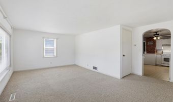 521 E CALUMET St, Appleton, WI 54915
