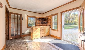 1945 Dadeyville Rd, Austinburg, OH 44010